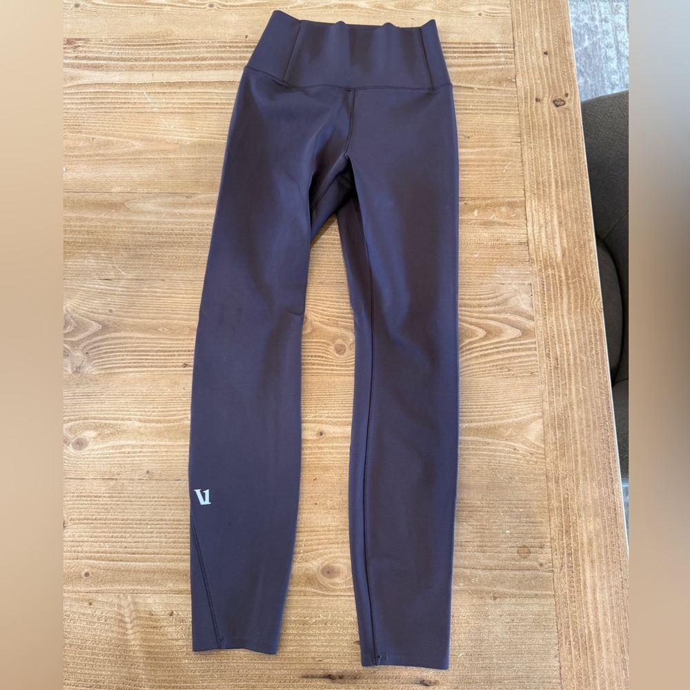 NWOT Vuori Evolve Leggings - Size Small